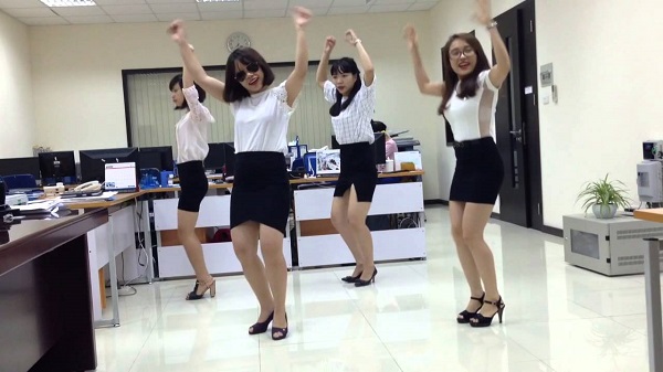 Dân văn phòng hãy đi lại để phòng bệnh tiểu đường