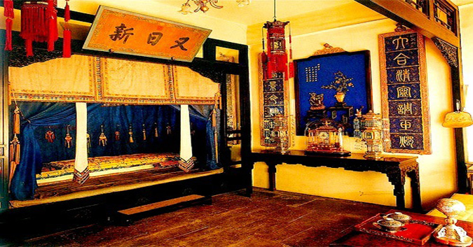 Đi thăm cổ cung, bạn có biết, giường ngủ của bậc Đế Vương ẩn chứa điều bí mật?