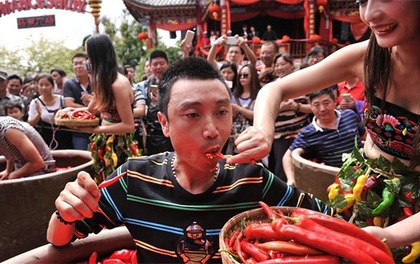 thi ăn ớt