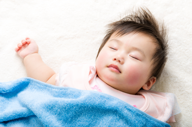 Đi ngủ sớm giúp trẻ thông minh hơn, giảm hiếu động thái quá