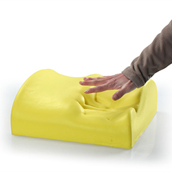 Gối dựa lưng cao su non siêu êm siêu dày 17cm GTL-07